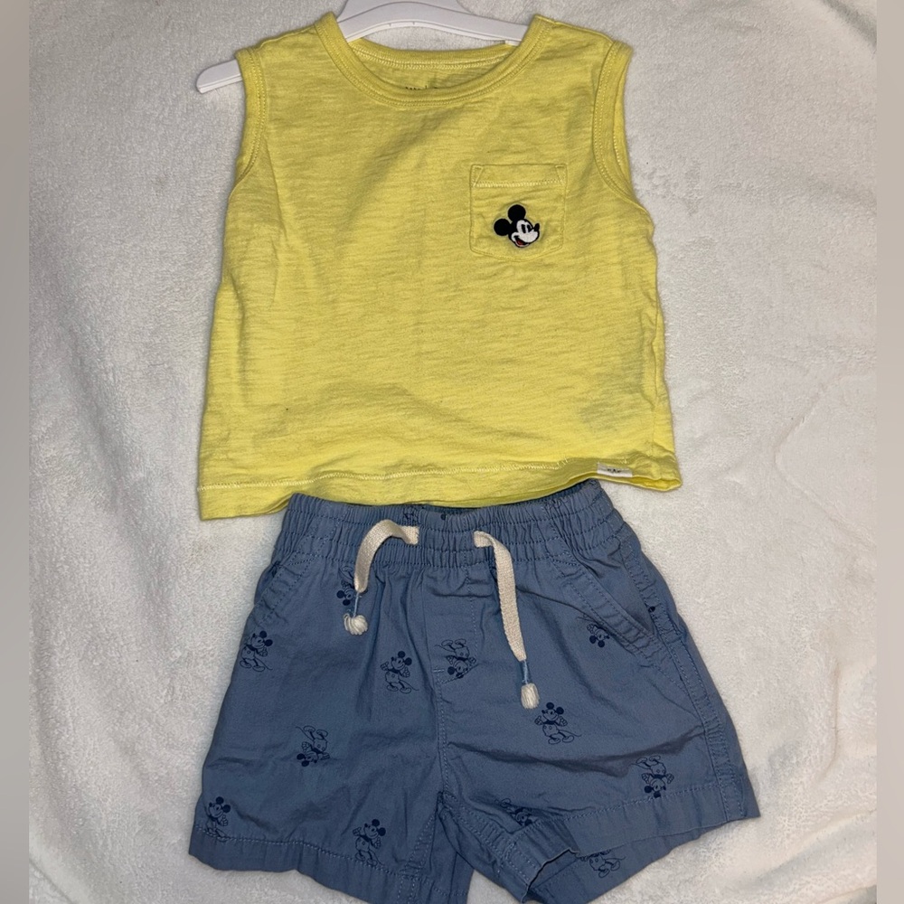 Disney x Gap Mickey Mouse Set